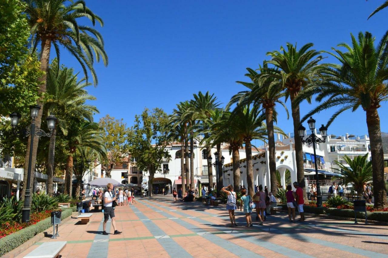 Rico Apartaments Parador Nerja Exteriér fotografie